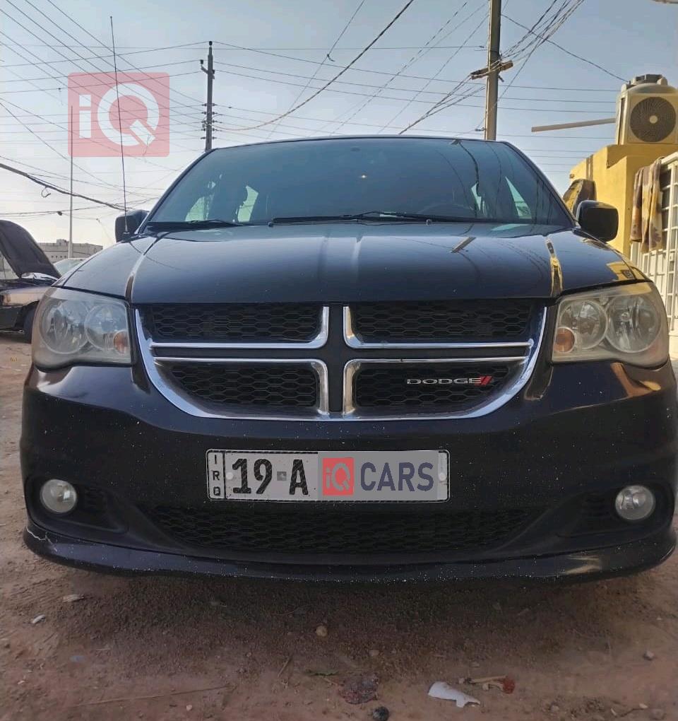 دودج جراند كارافان